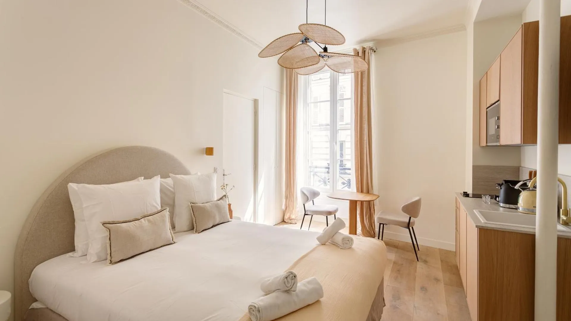 The Liberty Beige Montmartre Διαμέρισμα