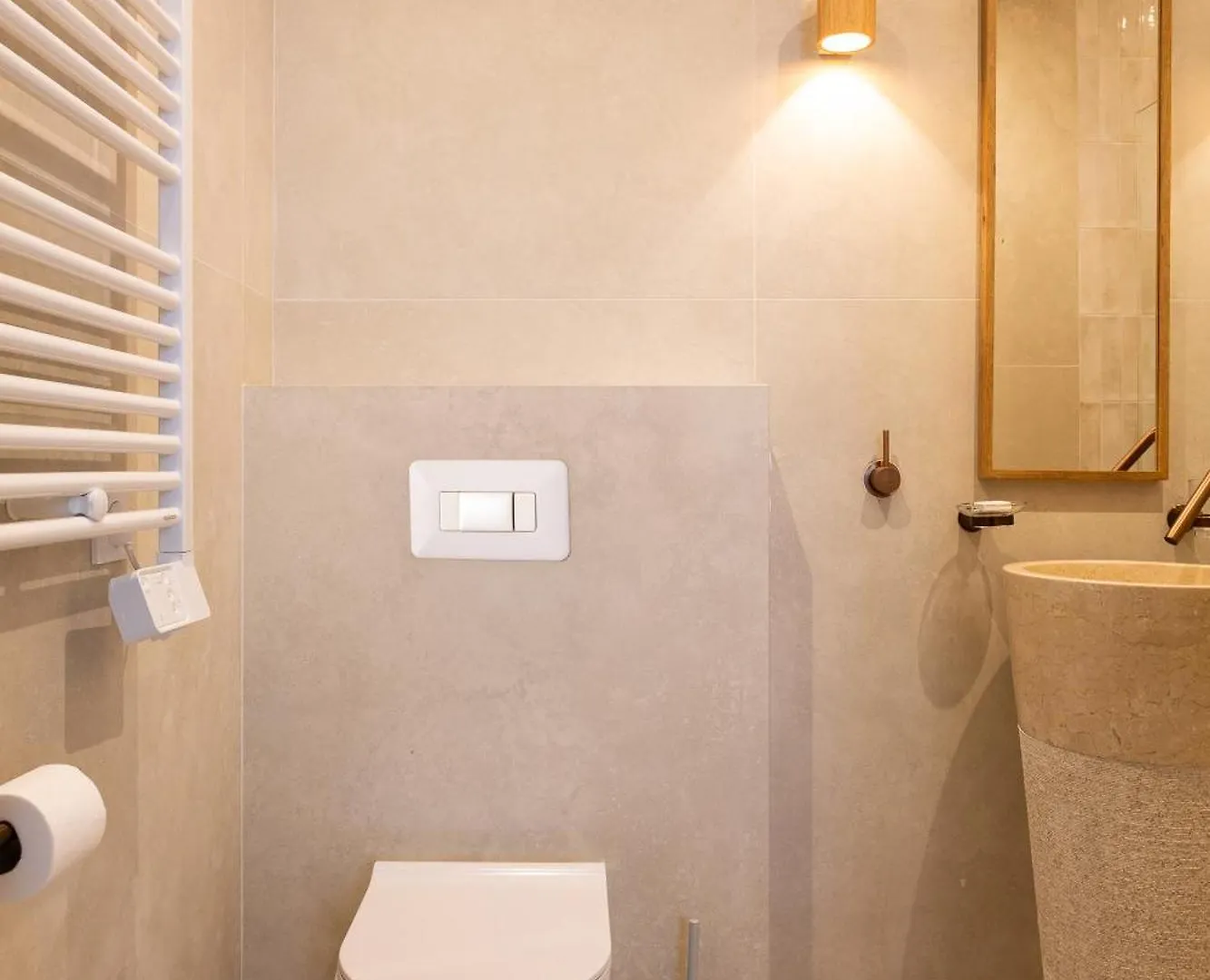 The Liberty Beige Montmartre Apartment *